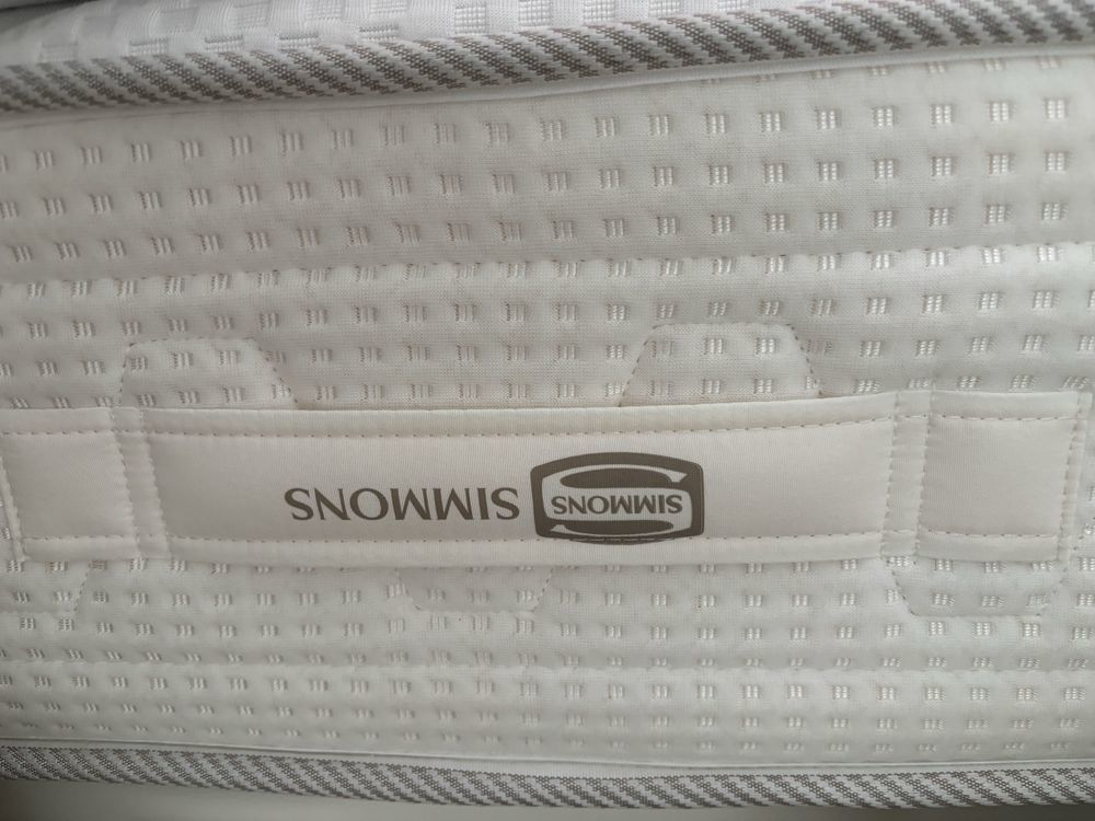 Matelas Simmons + sommier la Compagnie du Lit 350 Clichy (92)