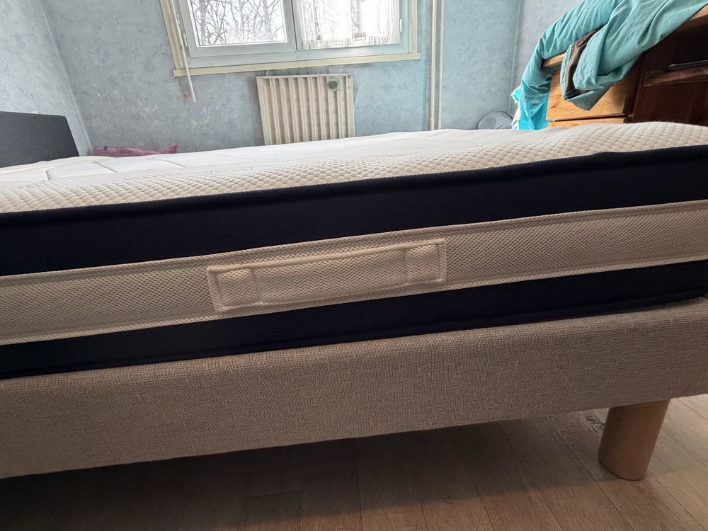 Matelas + sommier 180x200 (King Size) 600 �cully (69)