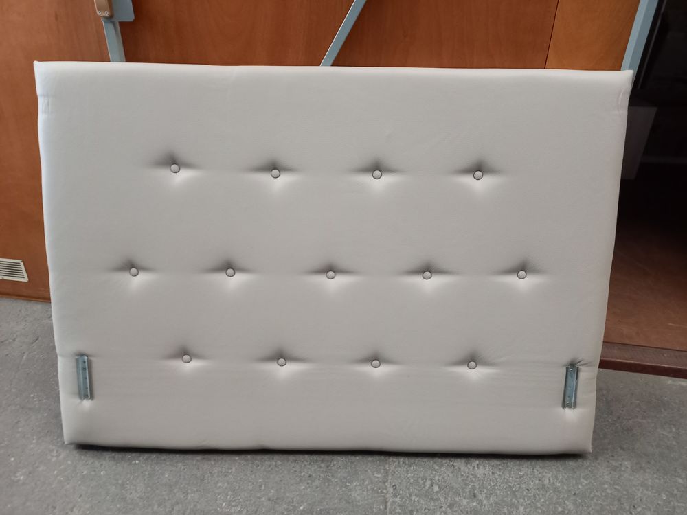 Matelas et sommier 160 � 200 neuf. 550 Manosque (04)