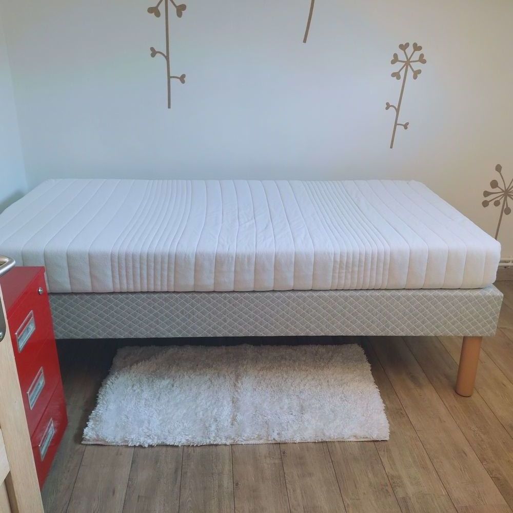 Matelas + sommier 1 personne 90 B�thune (62)