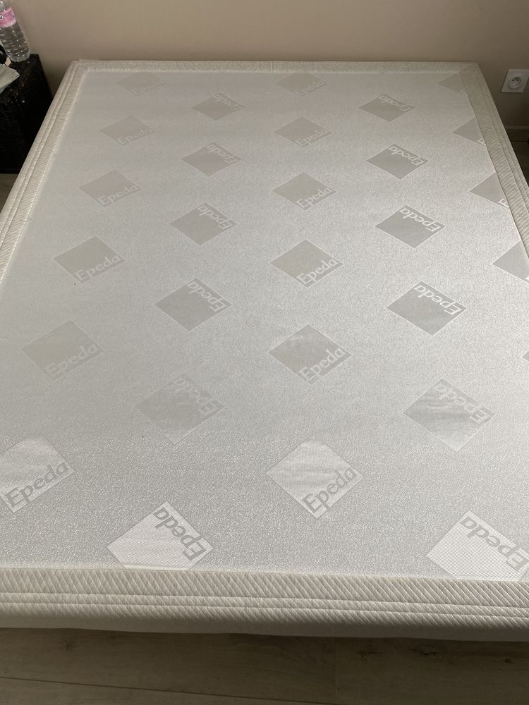 Matelas/sommier/prot�ge matelas 400 Bouaye (44)