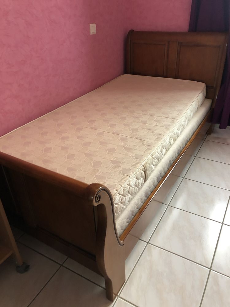 Lit + matelas + sommier tapissier 200 Limoges (87)