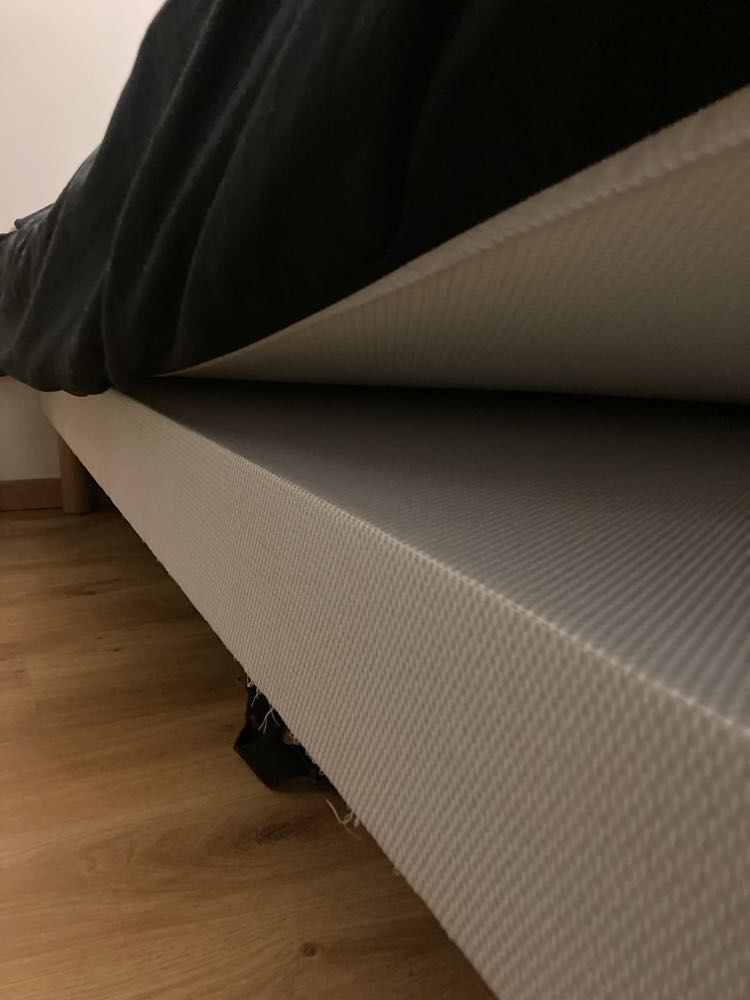 Matelas + sommier tapissier Queen size 300 Villeurbanne (69)