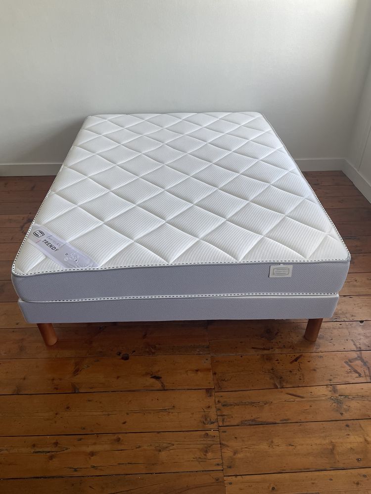 Matelas et sommier 300 Angoul�me (16)
