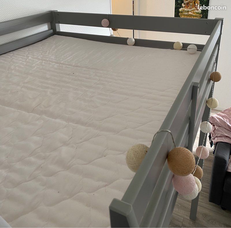 MATELAS 140*190 100 Cr�teil (94)
