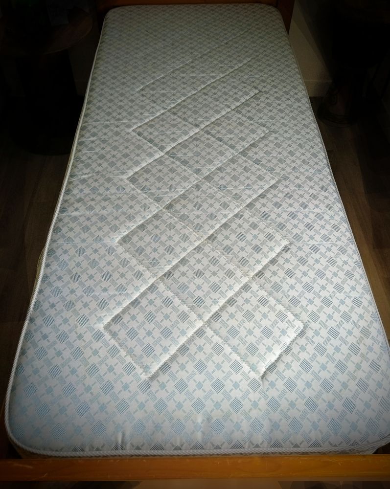 Matelas 50 Aix-les-Bains (73)