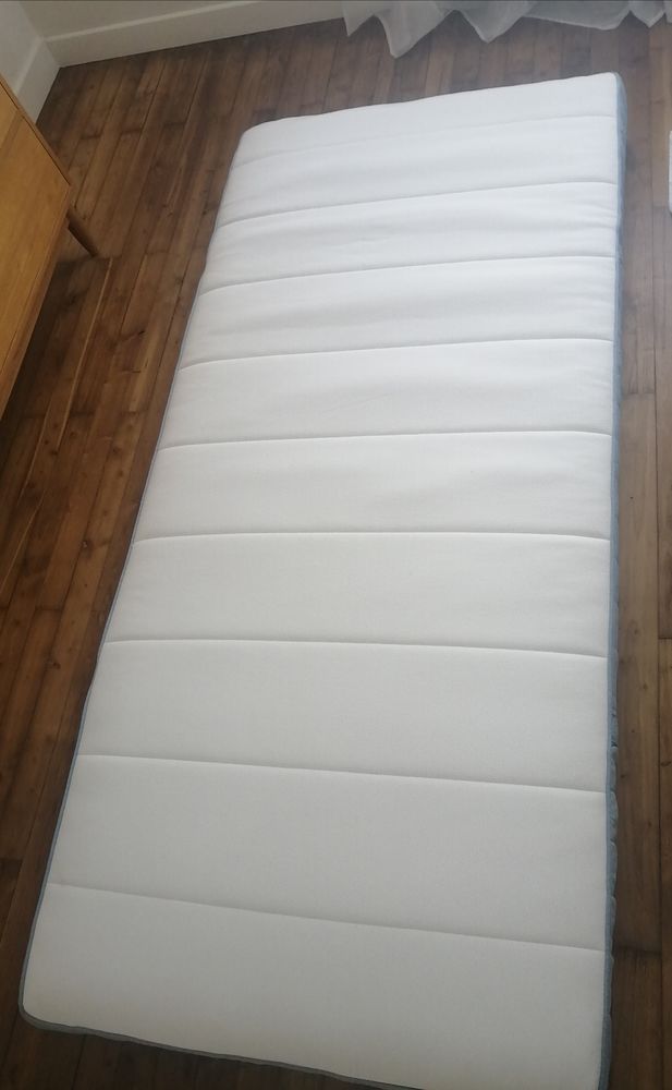 MATELAS 90 X 200 90 Niort (79)