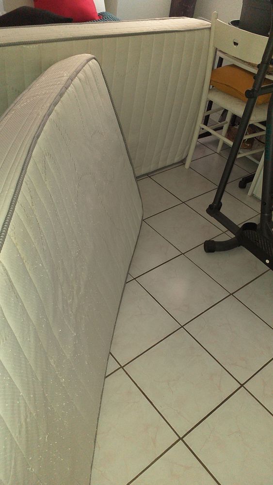 MATELAS 40 Fr�jus (83)