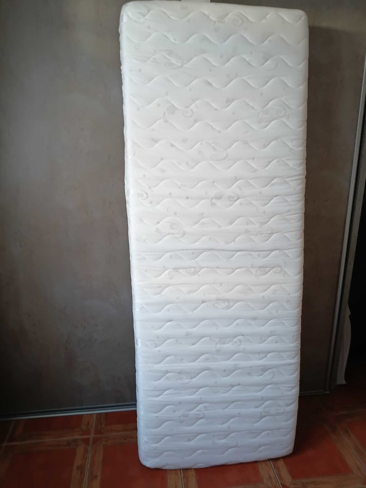 2+matelas+70/190 180 Berlaimont (59)