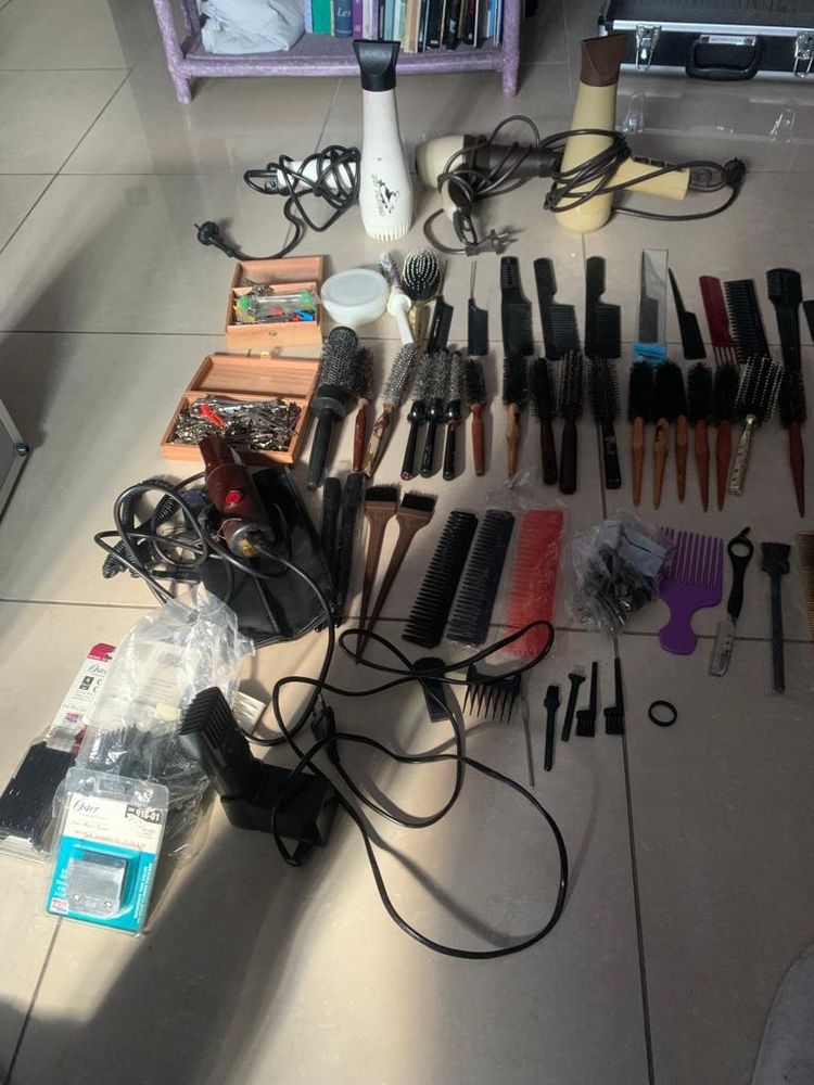 Mat�riel de coiffeur 300 Paris 19 (75)