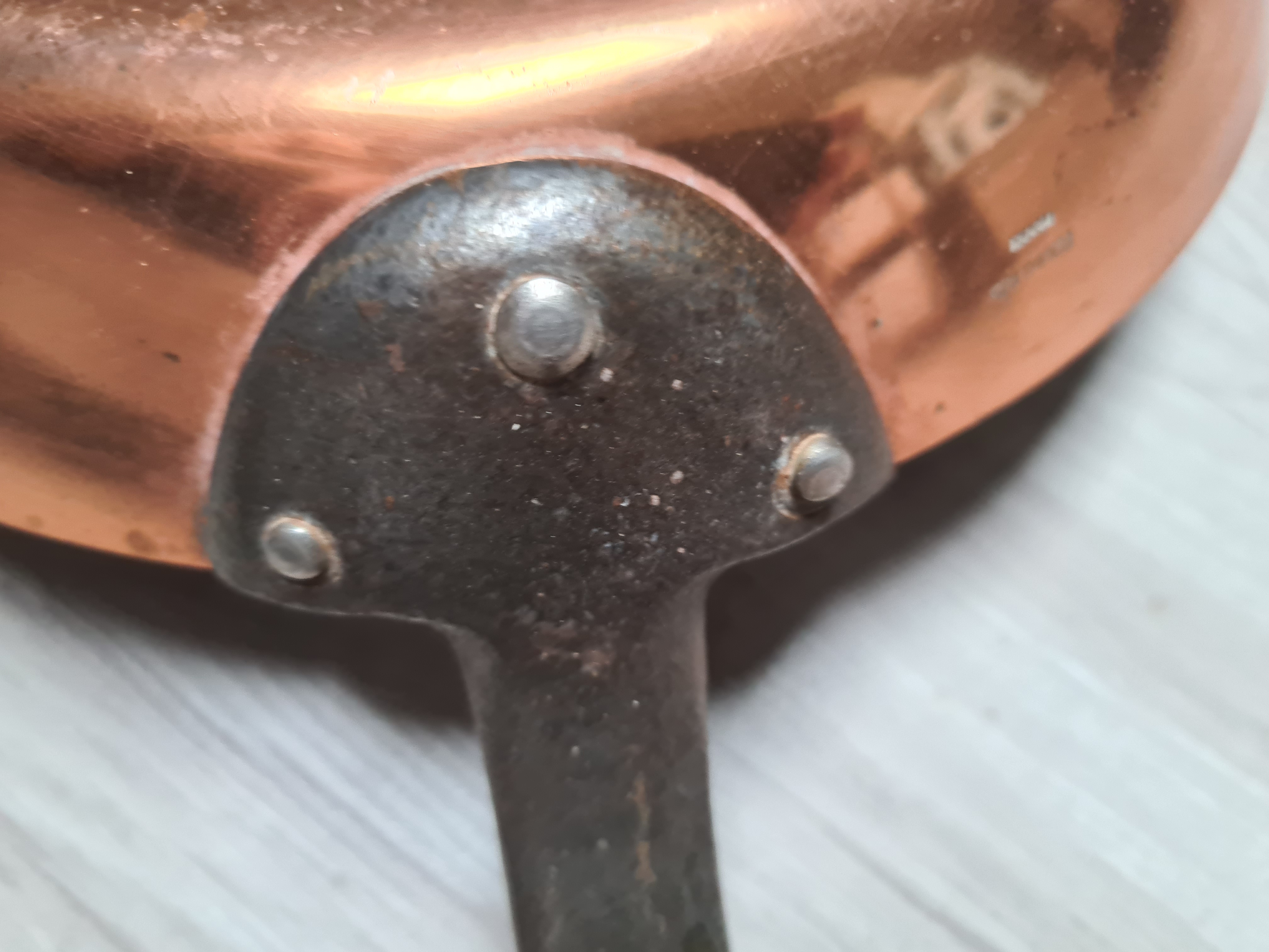 Mat�riel de cuisine 
70 Hermeray (78)