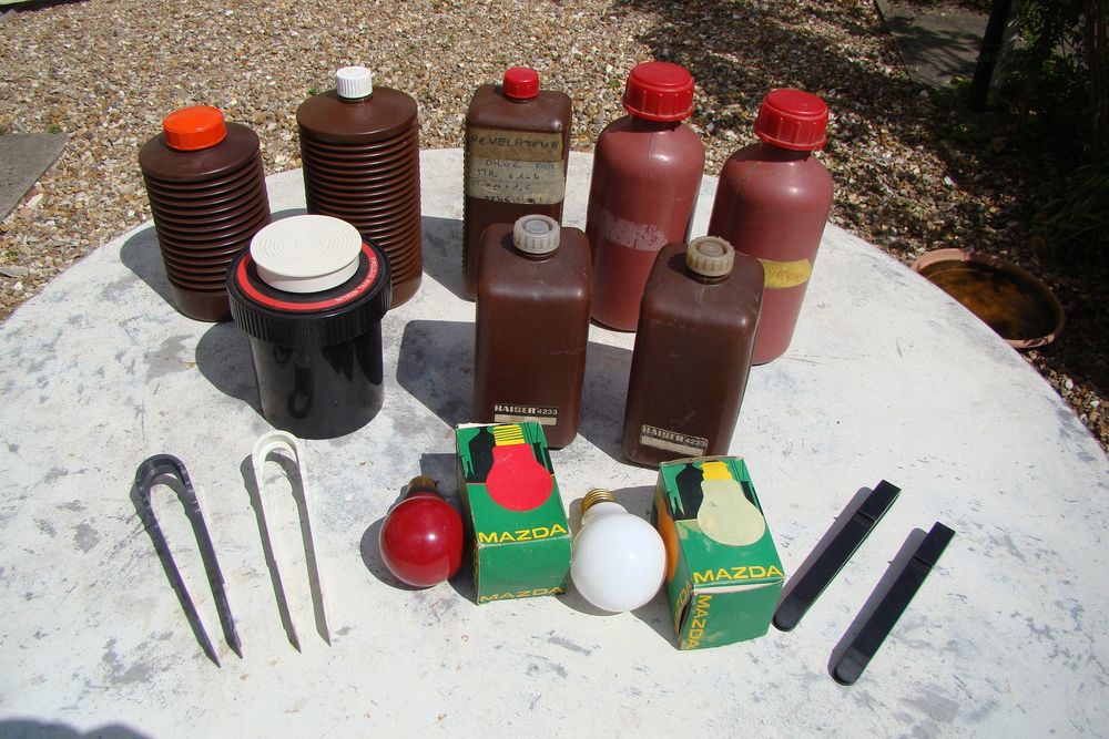 Lot de mat�riel d�veloppement photo argentique chambre noire 80 Gargenville (78)