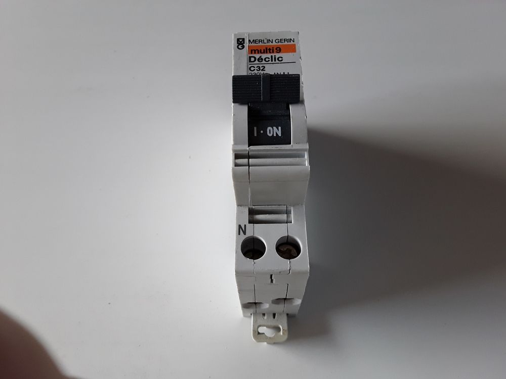 mat�riel �lectrique 4 Les Sables-d'Olonne (85)