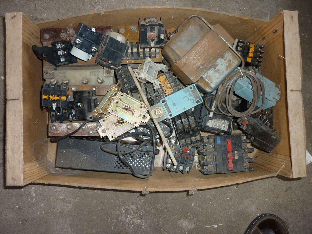 Mat�riel �lectrique 0 Ta�x (81)