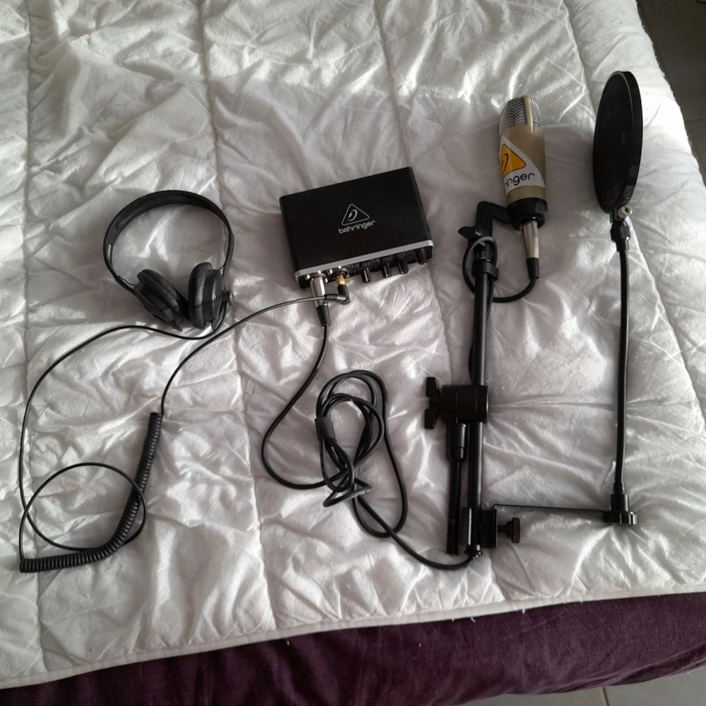 Mat�riel d'enregistrement 50 Fabr�gues (34)