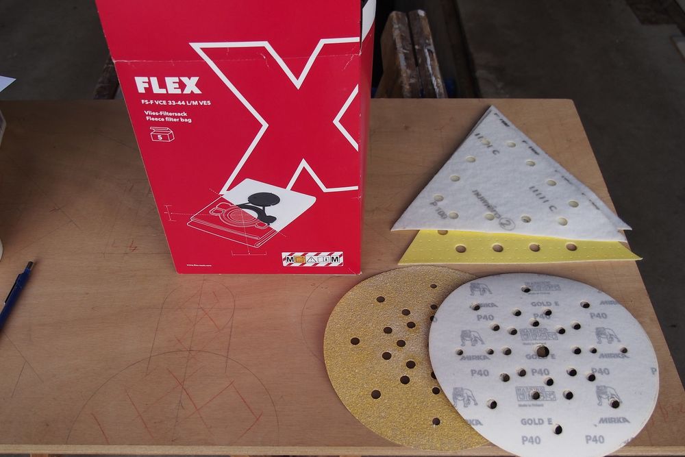 Mat�riel de peinture. 90 Monthion (73)