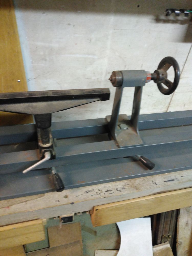 Mat�riel pour menuiserie 150 Notre-Dame-de-Gravenchon (76)