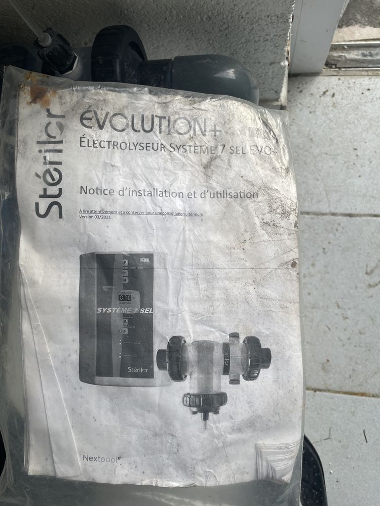 Mat�riel pour piscine 1800 Niort (79)