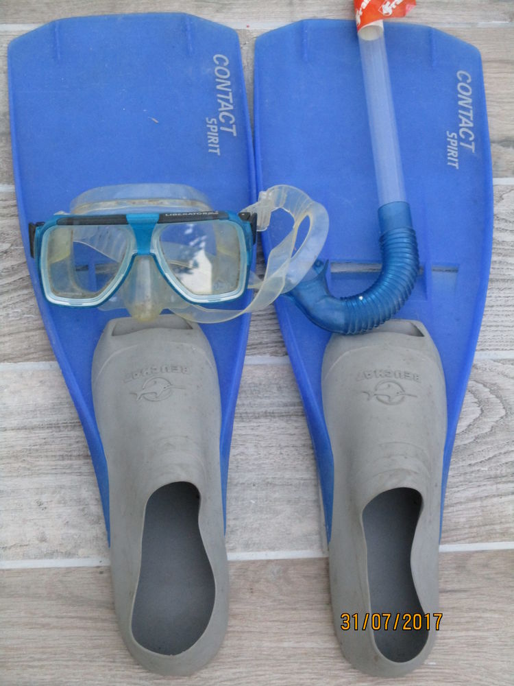 Mat�riels de plong�e 
0 Port-Louis (56)