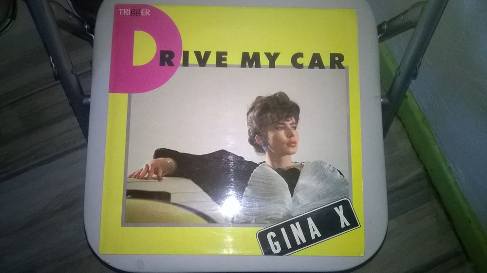 Maxi 45T
Gina X
Drive My Car
1984
Excellent etat 9 Talange (57)