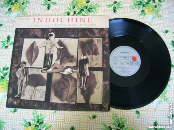MAXI 45 INDOCHINE La machine � rattraper le temps 55 Nantes (44)