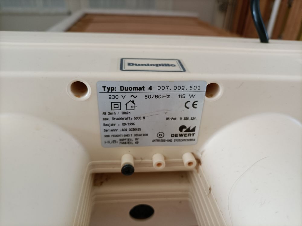 lit m�canis� Dunlopillo avec matelas et deux t�l�commandes 150 Bordeaux (33)