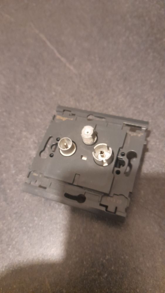 mecanisme legrand sagane TV FM SAT neuf 8 Ligug� (86)