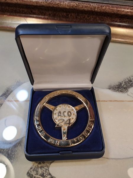M�daille Automobile Club de L'Ouest A.C.O 24 Le Mans 30 Loches (37)
