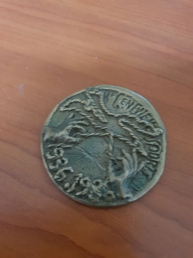 m�daille bronze ou etain 30 Paris 13 (75)