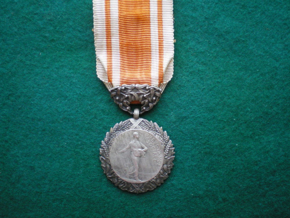 Médaille d'Honneur de la Prévoyance Sociale. 35 Caen (14)