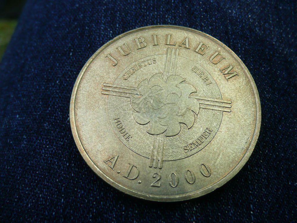 M�daille JUBILAEUM Lourdes A.D.2000 15 Bordeaux (33)