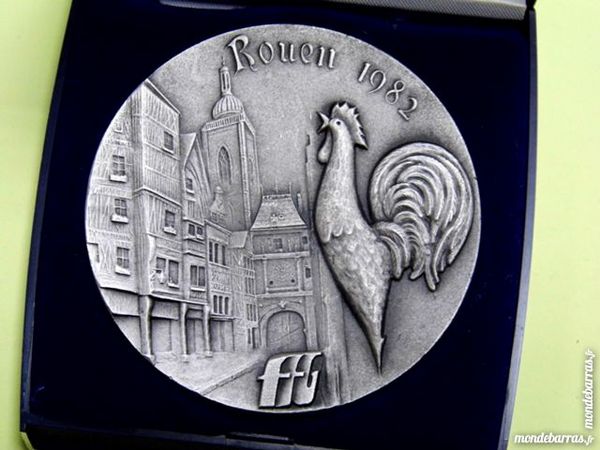 Medaille ROUEN fédération francaise gymnastique 82 10 Dunkerque (59)