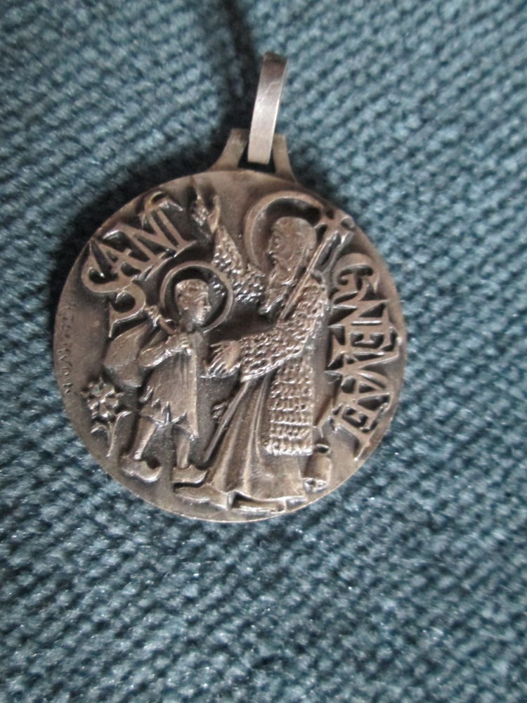 Médaille Saint Gwénael argentée 5 Herblay (95)