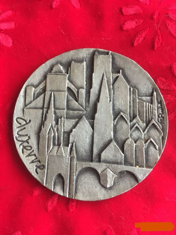 M�daille ville d'Auxerre 80 Brem-sur-Mer (85)