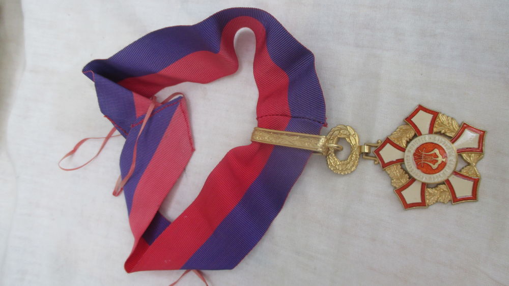 m�daille. 70 Causse-et-Di�ge (12)