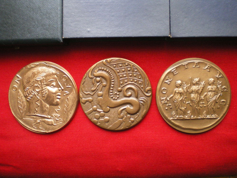 Médailles de la Banque Européenne d'Investissement.
50 Caen (14)