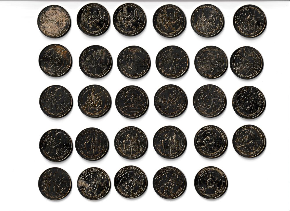 MDP Lot m�dailles Disneyland Paris
0 Houdemont (54)