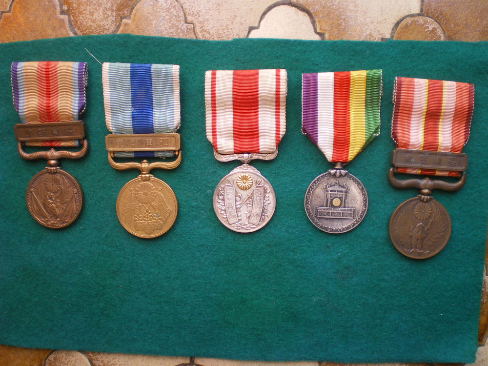 M�dailles japonaises. 70 Caen (14)