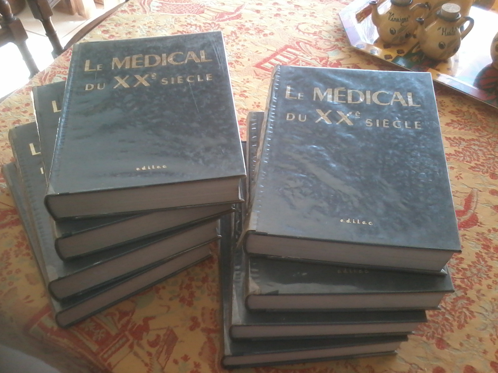 Medicale du 20�me si�cle 8 volumes 100 Graulhet (81)