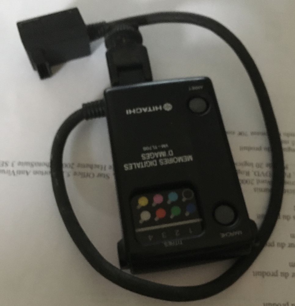 M�moires digitales d'images Hitachi VM-TL70S 10 Versailles (78)