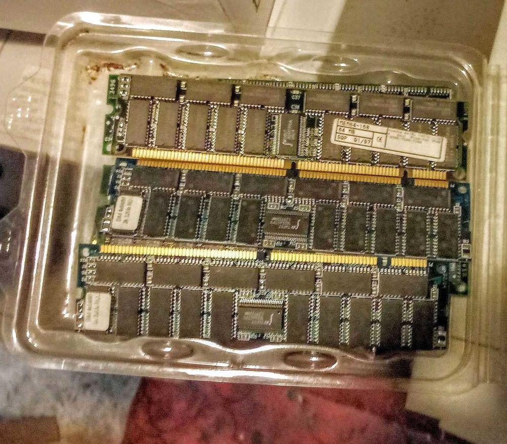 m�moires dimm. 5v. sorties du ppc 7200 75 et 7600 132r 60 Lampertheim (67)