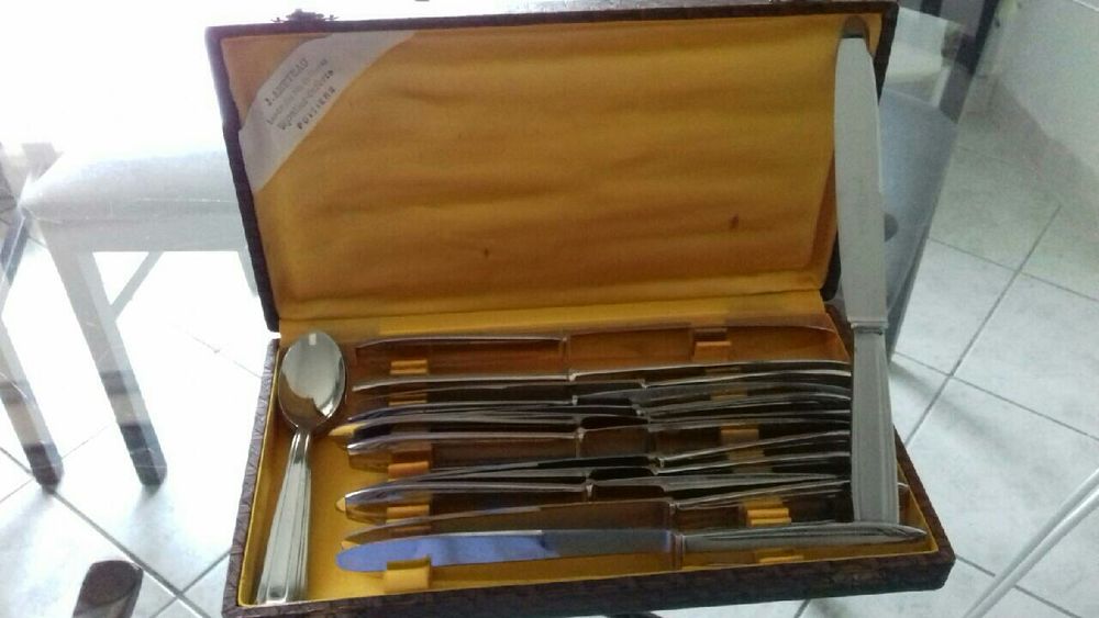 ménagère à couteaux métal argenté 70 Craponne (69)