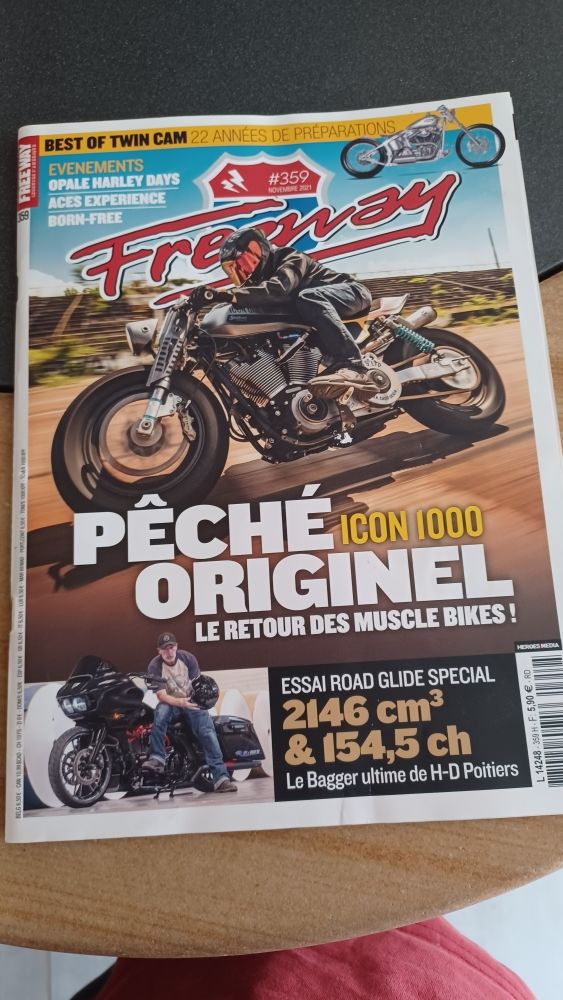 mensuel moto freeway 20 Saint-Barnab� (22)