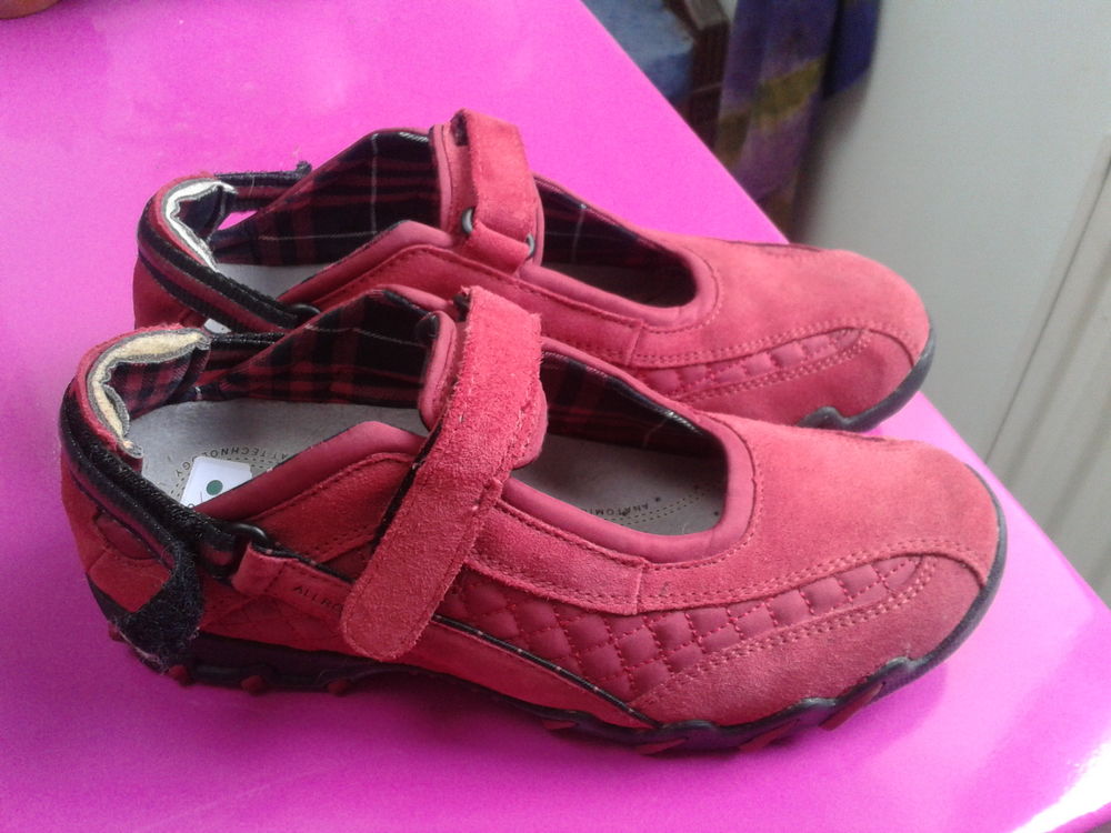 M�phisto Allrounder rouges T 39 30 Montreuil (93)