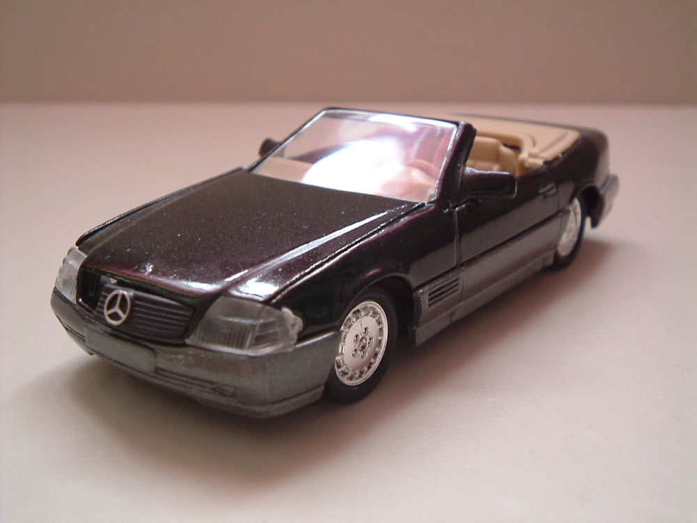 Mercedes 500 SL de 1984 1/43�me SOLIDO 10 S�lestat (67)