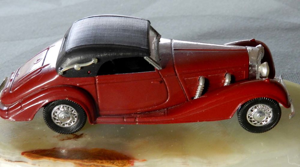 MERCEDES 540K (1939)  Mod�le r�duit
3 Bailly (78)