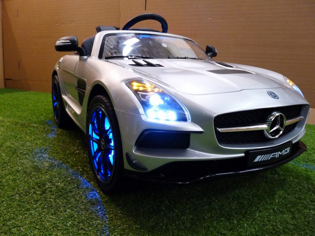 MERCEDES SLS �lectrique 12 volts . 120 Martigues (13)