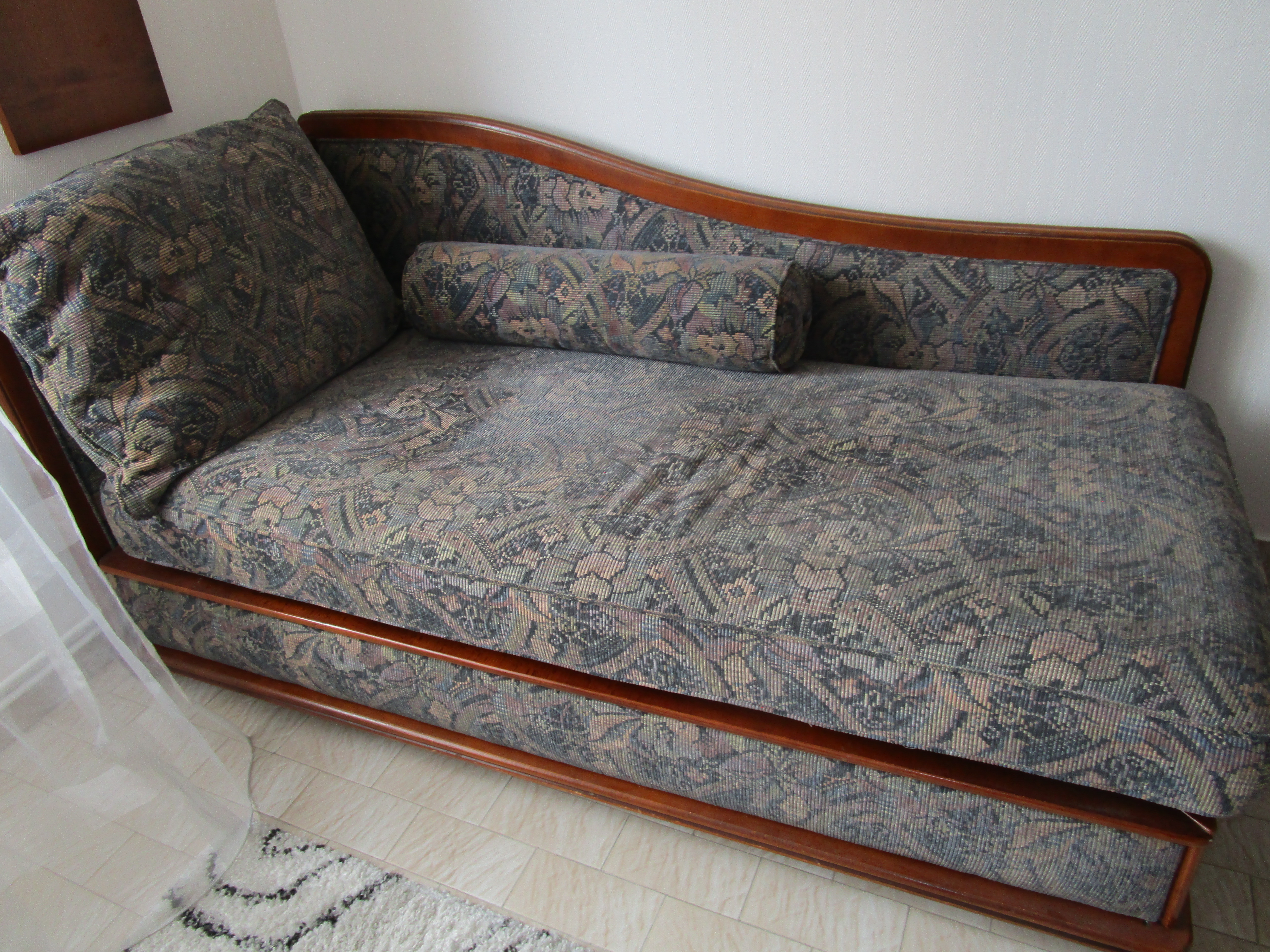 m�ridienne et fauteuil 0 Le Puy-en-Velay (43)