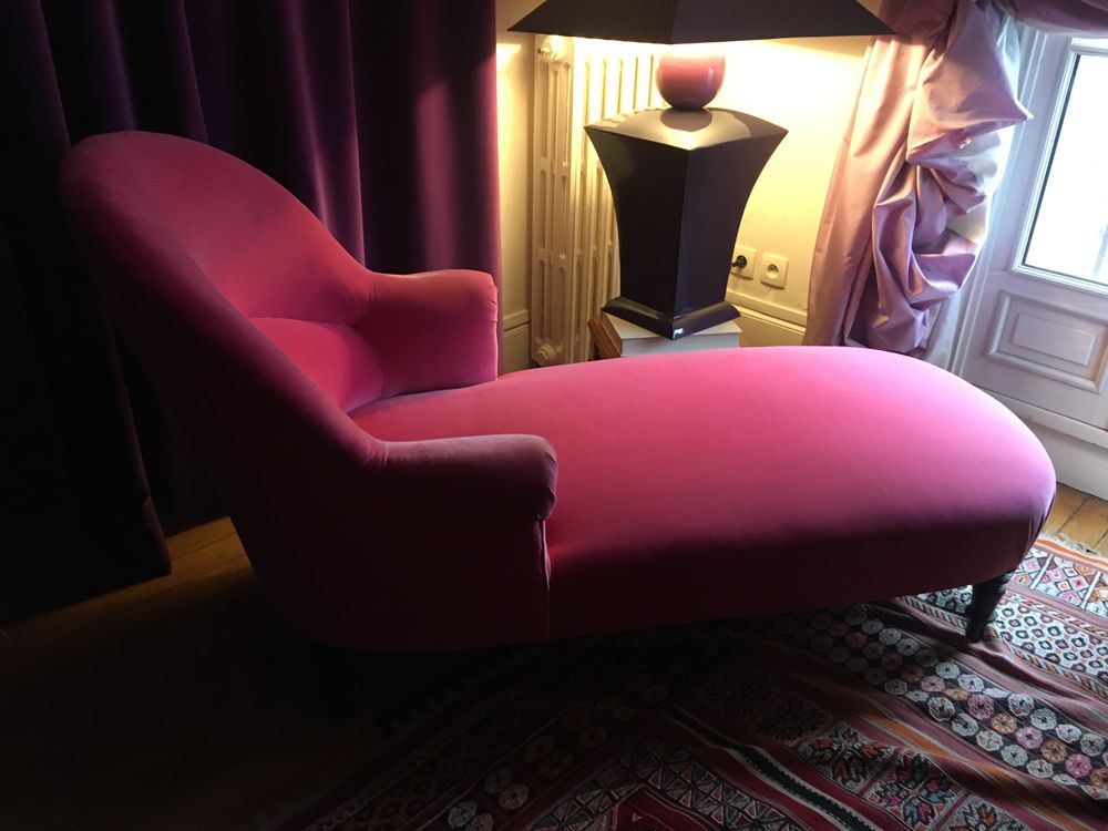 M�ridienne de style Louis XV en ch�ne massif. 600 Paris 17 (75)