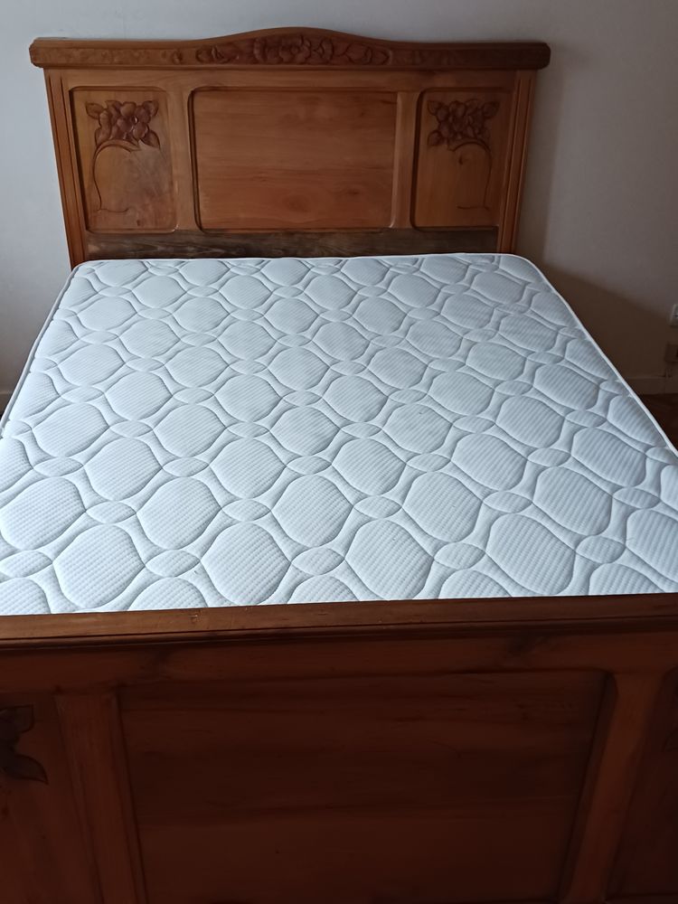  lit en merisier 25 La Guerche-de-Bretagne (35)